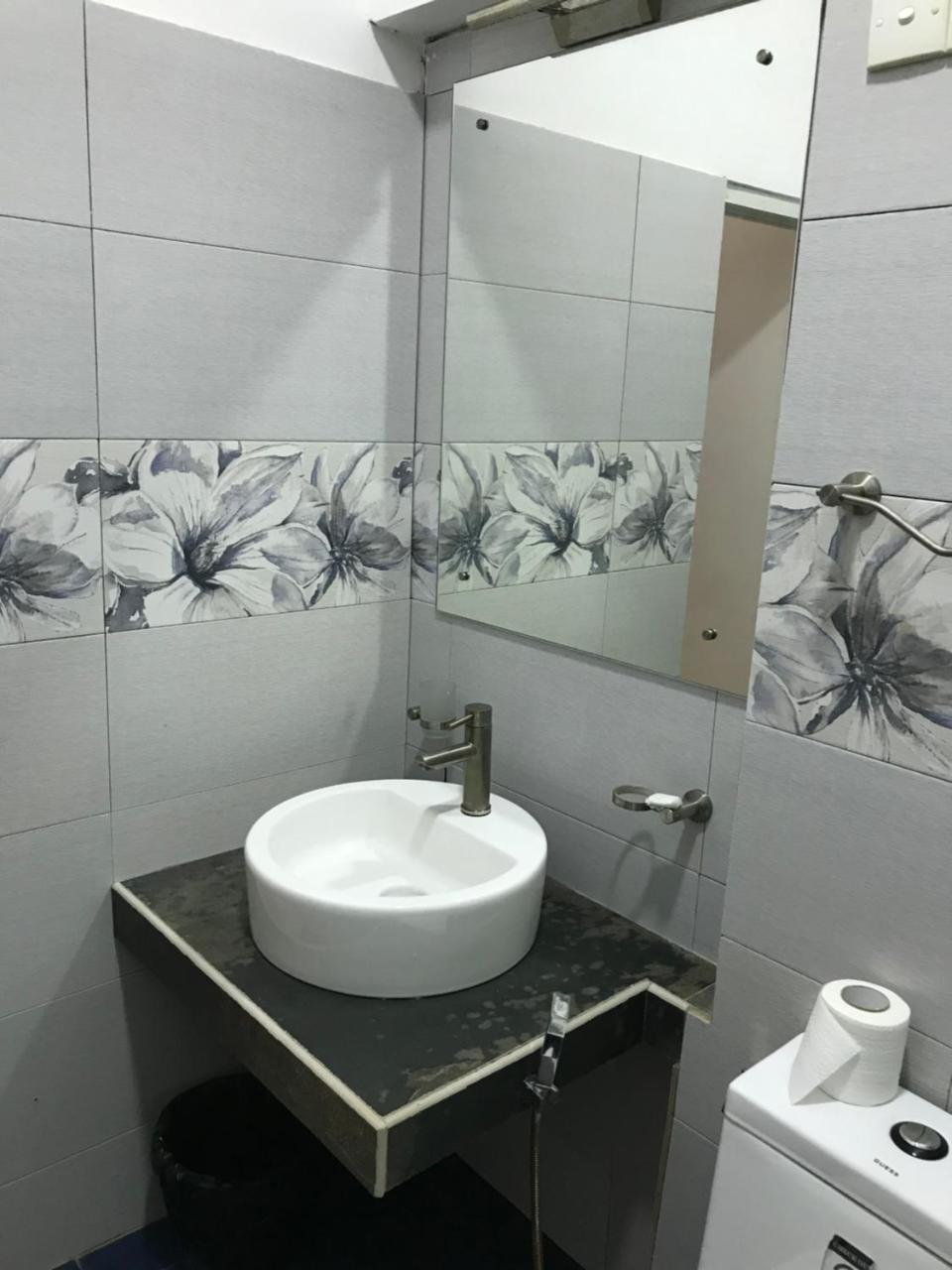 Romantic Garden Hotel نيجومبو المظهر الخارجي الصورة